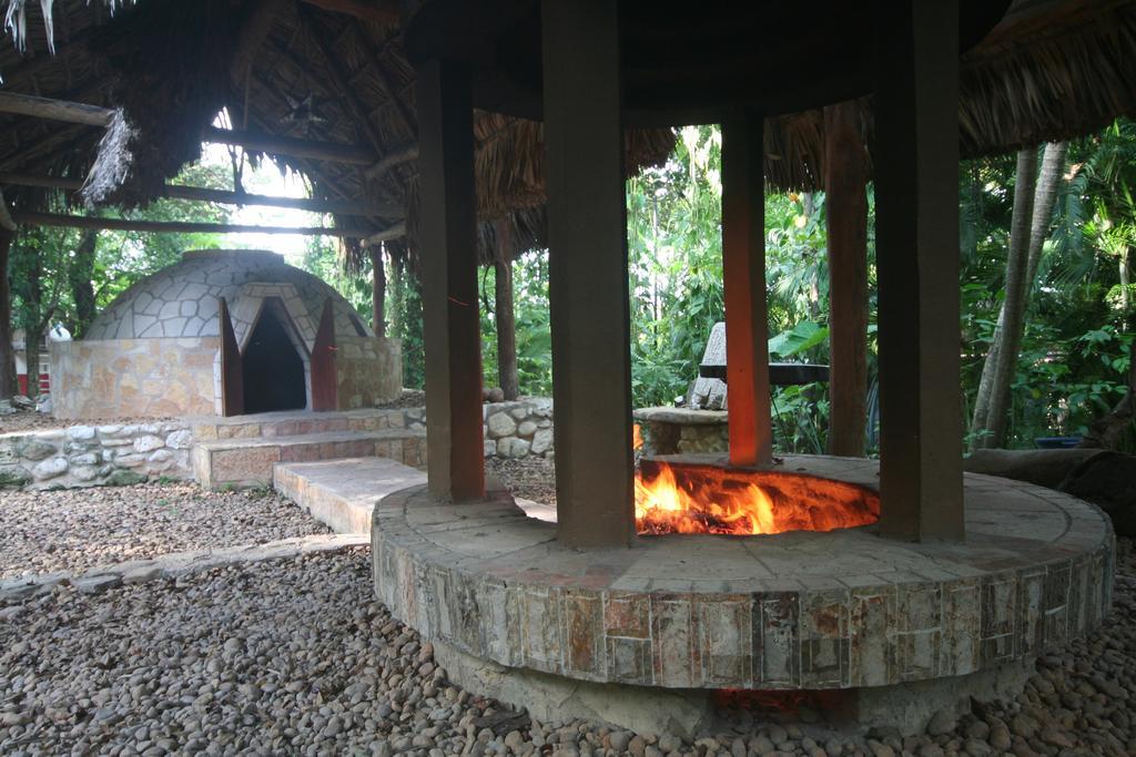 Yaxkin Hostel-Palenque Exterior foto